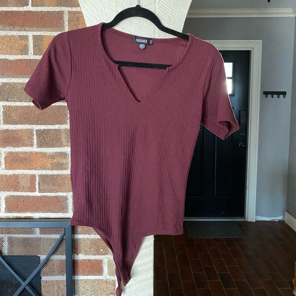 V-neck ribbed bodysuit